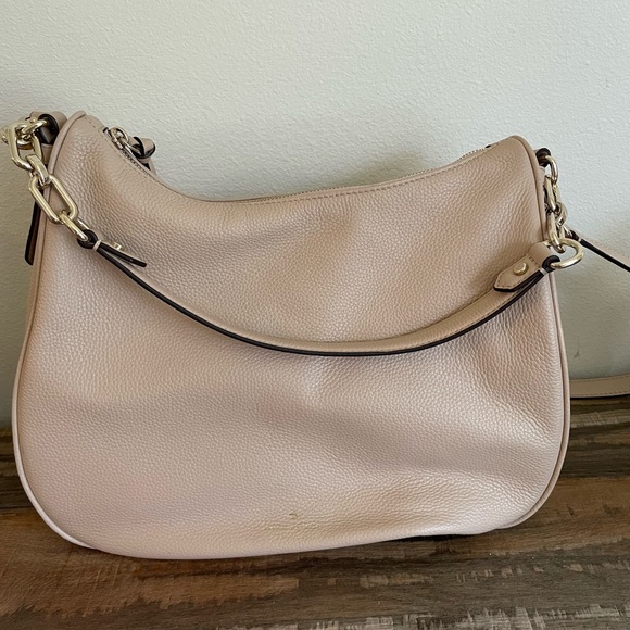 kate spade Handbags - Kate Spade Purse - Beige